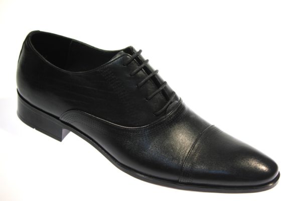 Black formal leather shoes